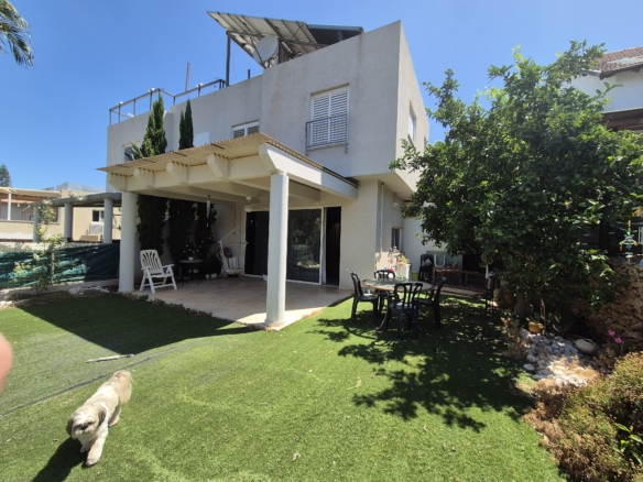 למכירה באורנית – נוף ממכר