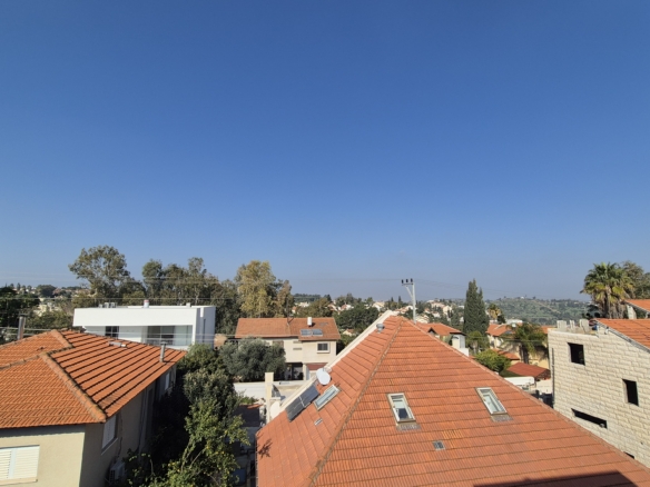 בית למכירה בצמרות אורנית
